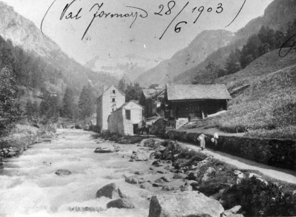 Mulattiera lungo il fiume a Ponte in località " In der Schmettu"