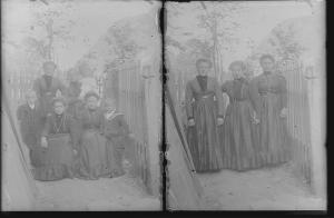 Ritratto di donne con bambini (1900)